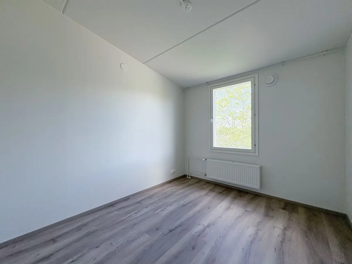 Pohjakuva helsinki/tapanila/kotinummentie-47/783-5736