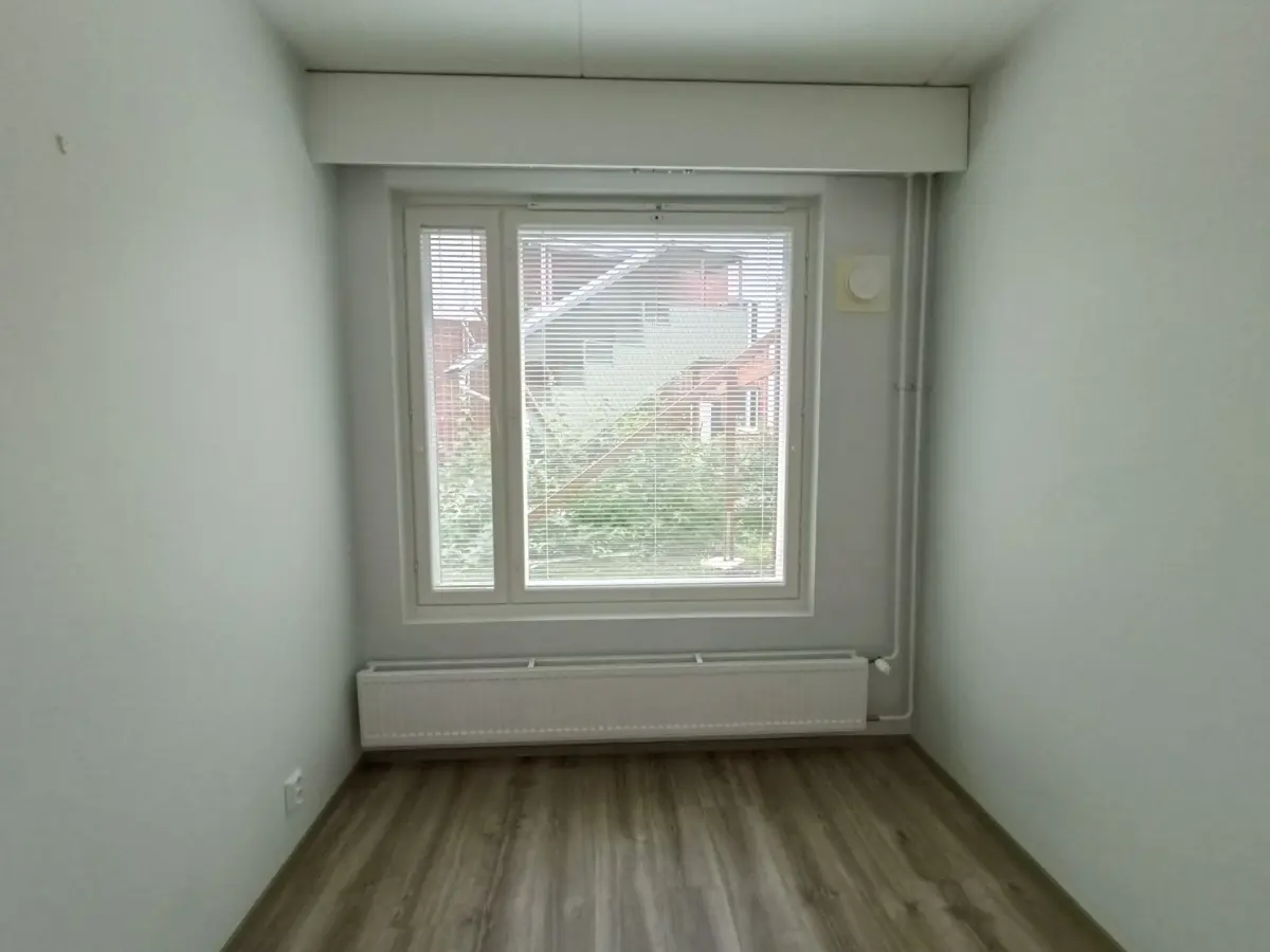 Pohjakuva helsinki/malminkartano/naavapolku-1-4/679-9534
