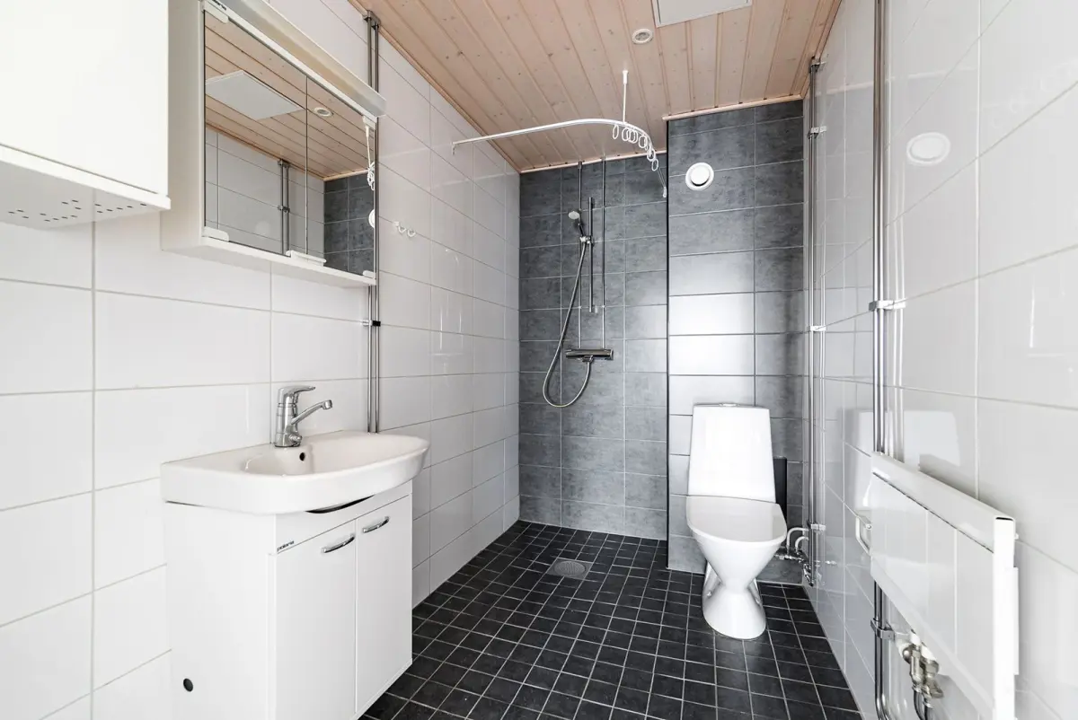 Pohjakuva jyvaskyla/ristonmaa/aarontie-7/1774-89