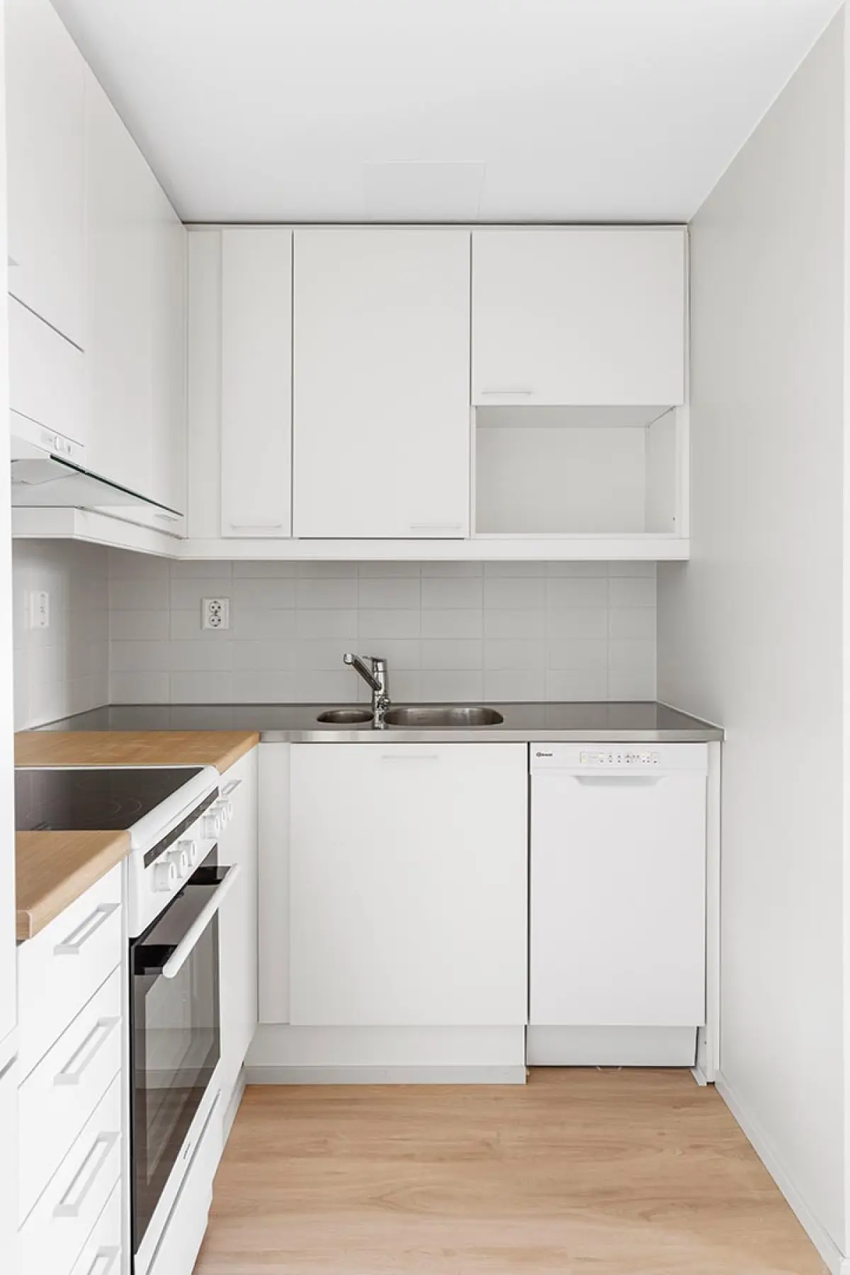 Pohjakuva vantaa/martinlaakso/laajaniitynkuja-5/1182-6656