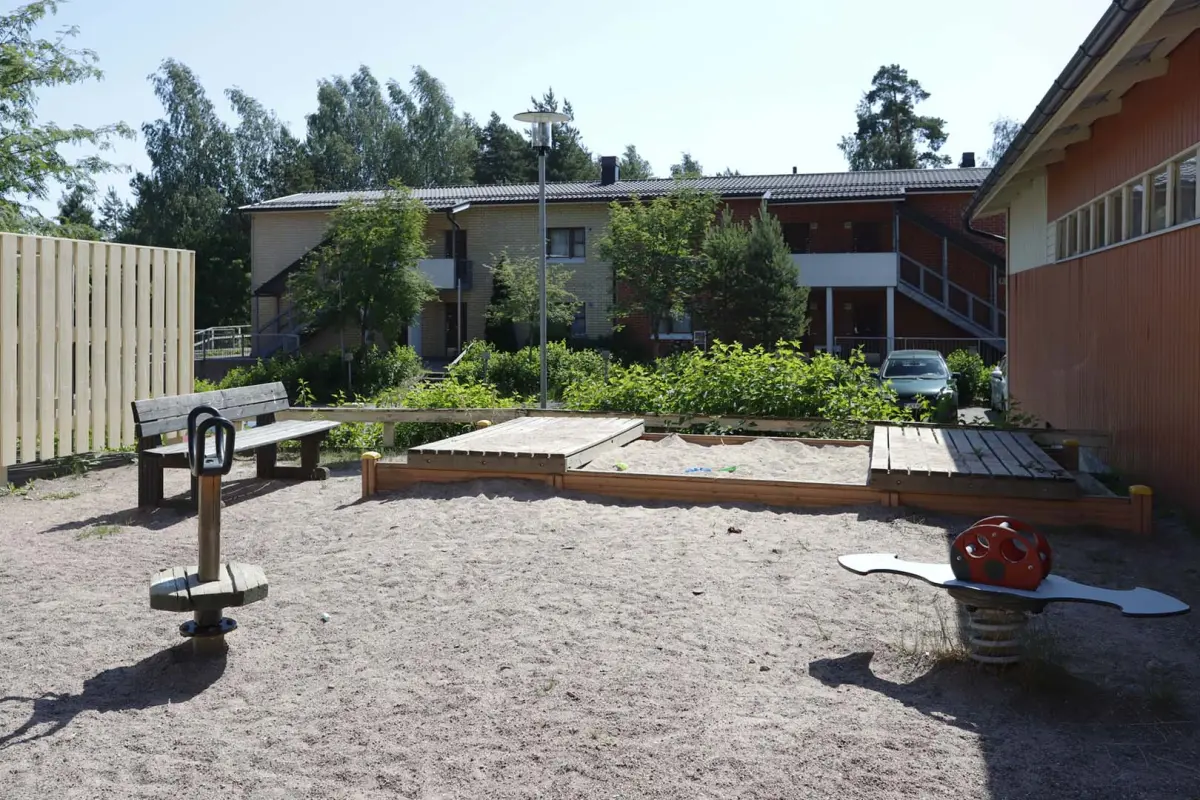 Pohjakuva vantaa/hakunila/saagatie-1-2/1389-14213
