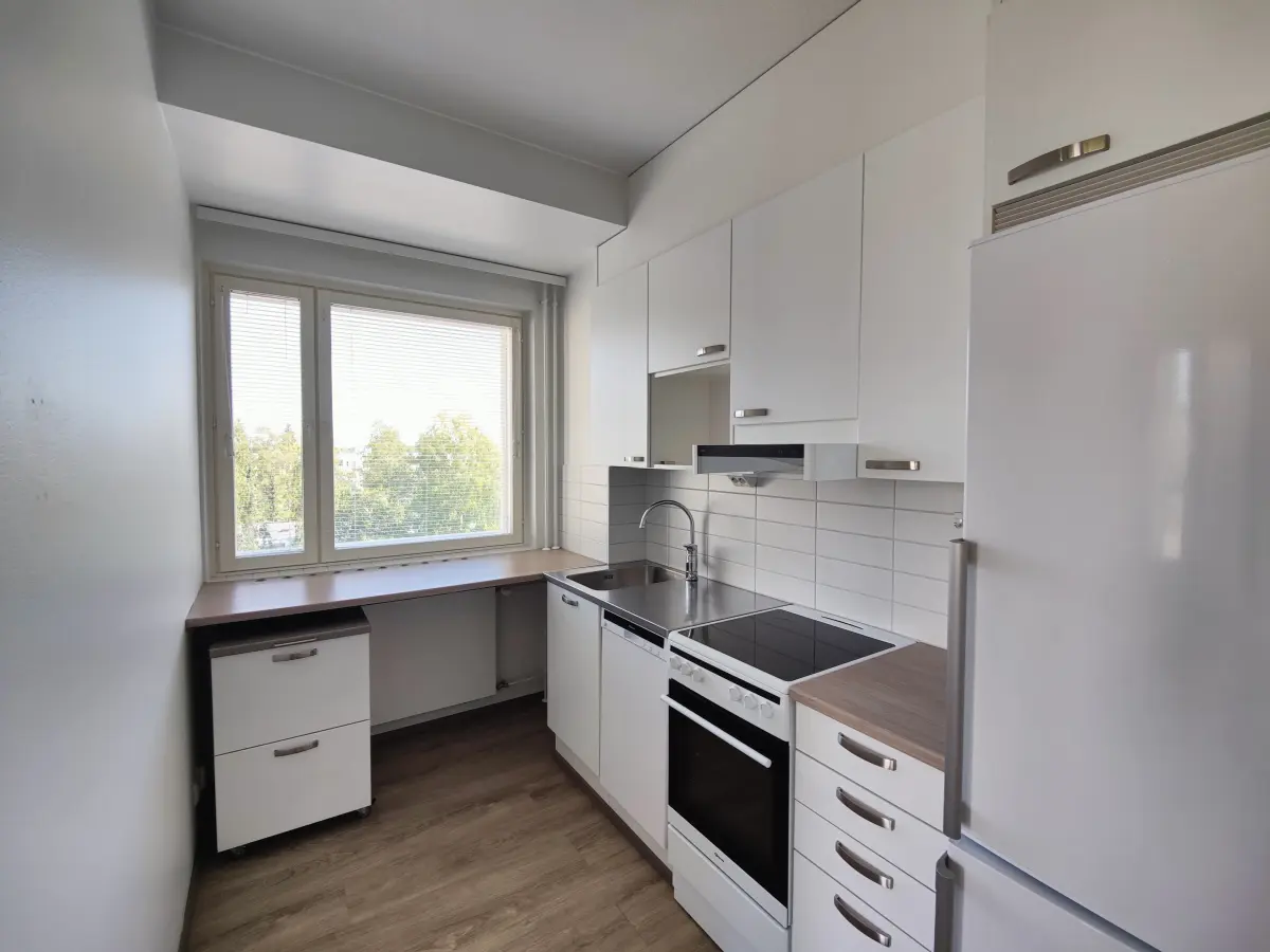 Pohjakuva vantaa/martinlaakso/laajaniitynkuja-5/1182-6828