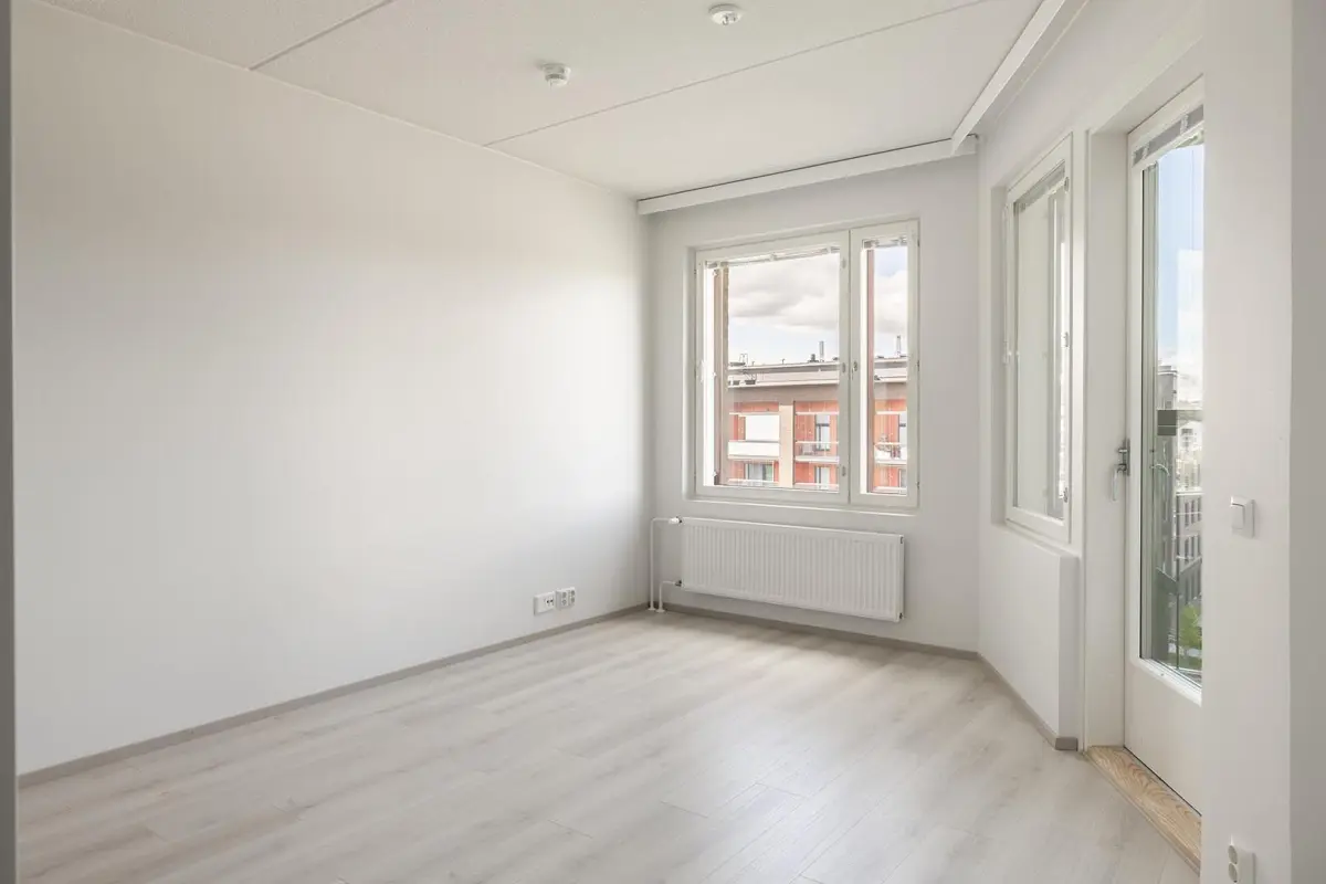 Pohjakuva tampere/hervantajarvi/lyyrapyrsto-2/2715-7740