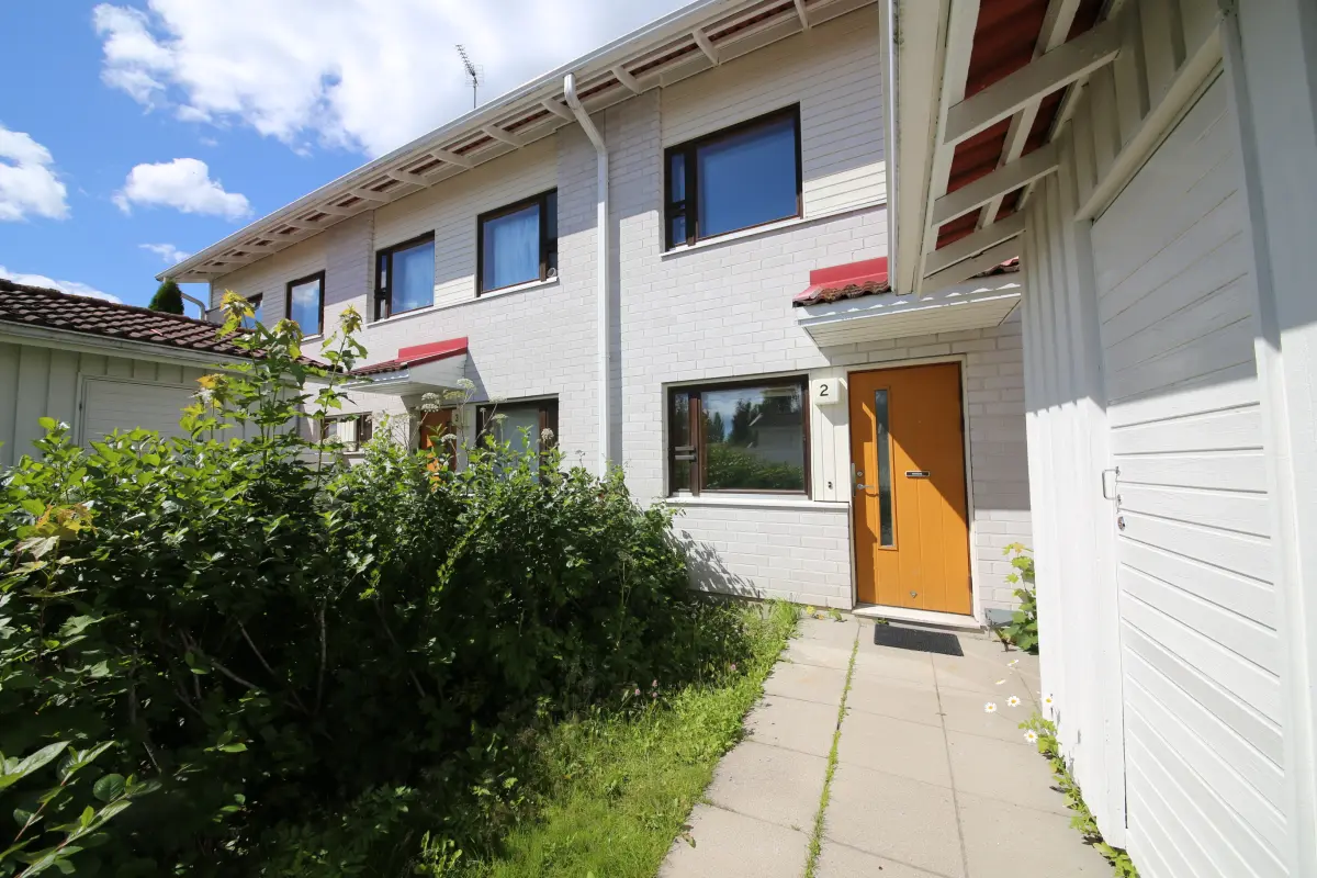 Pohjakuva kirkkonummi/masala/sepankylantie-12/2004-14790