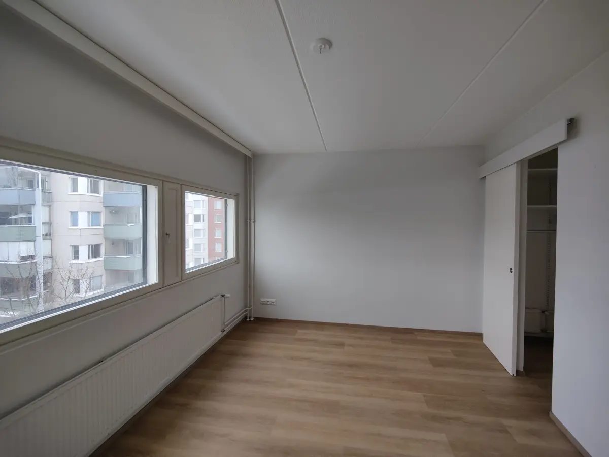 Pohjakuva helsinki/ruoholahti/kellosaarenkatu-4/399-4570