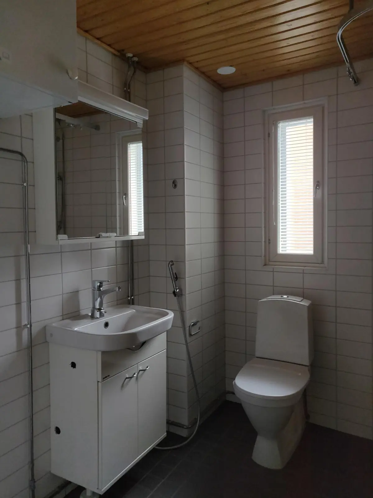 Pohjakuva vantaa/myyrmaki/kilterinaukio-1/1175-4846