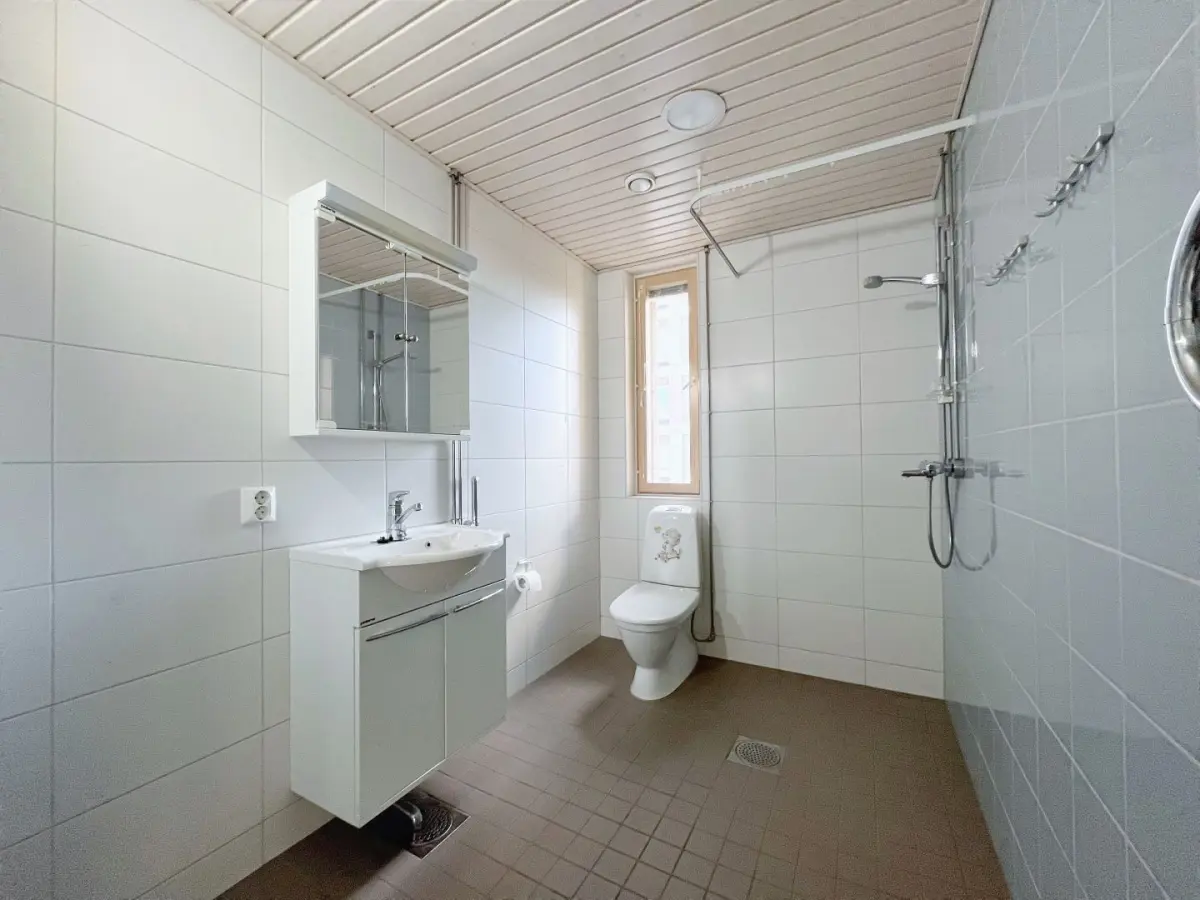 Pohjakuva vantaa/martinlaakso/laajaniitynkuja-5/1182-6776