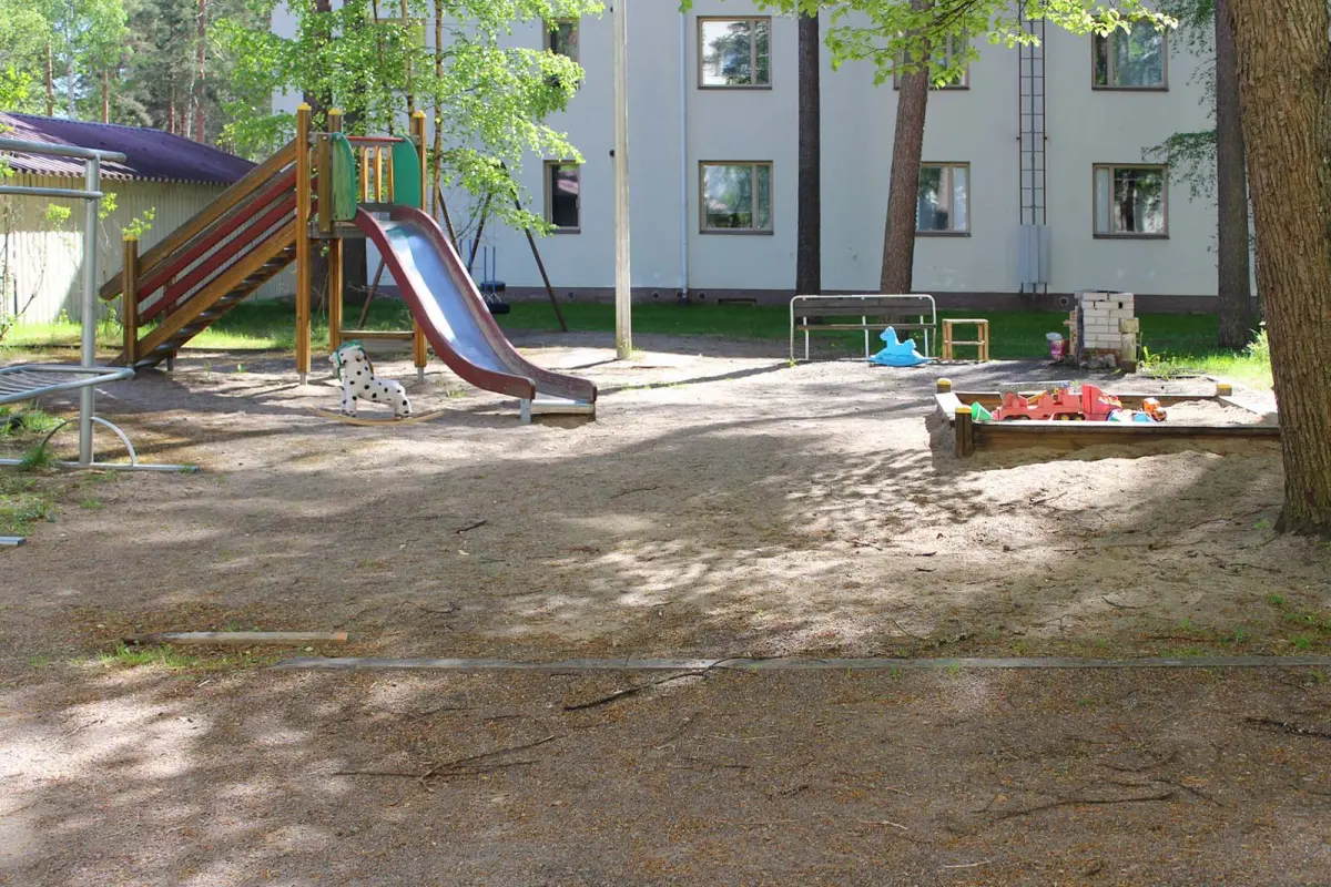 Pohjakuva hyvinkaa/mustamannisto/vesitorninkatu-7/1507-17650
