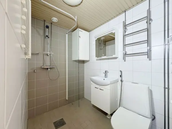 Pohjakuva vantaa/hakunila/hiirakkokuja-8/1358-1409