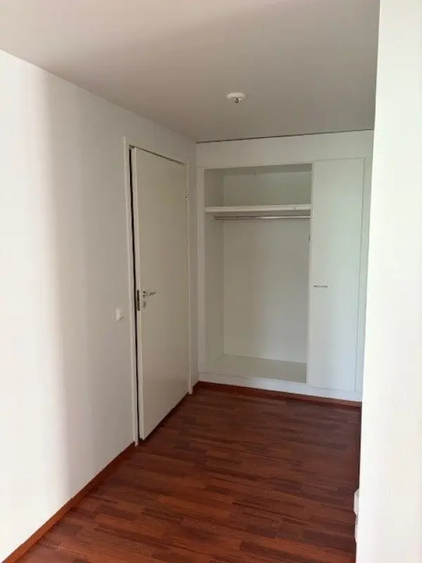 Pohjakuva vantaa/myyrmaki/kilterinaukio-5/1173-4882