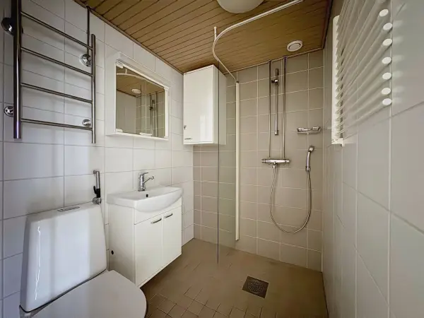 Pohjakuva vantaa/hakunila/hiirakkokuja-8/1358-1475