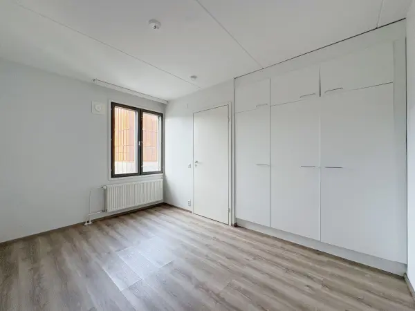 Pohjakuva vantaa/jokiniemi/valtuustokatu-4/1227-17236