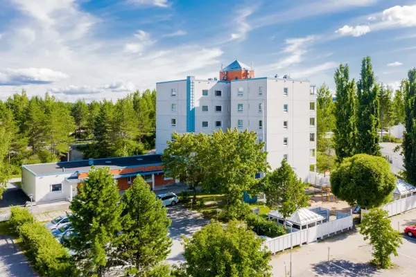 Pohjakuva kyparakatu-3
