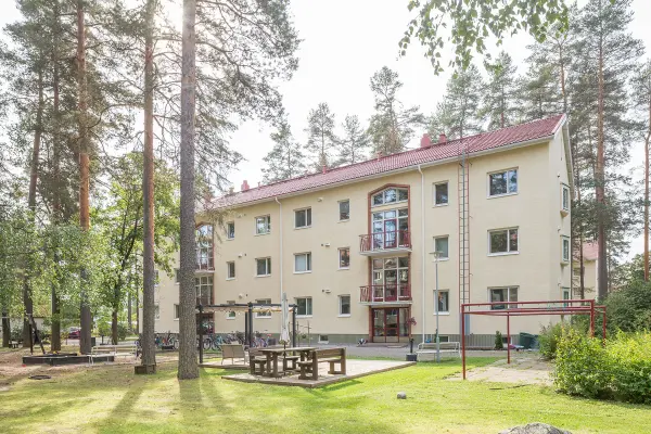 Pohjakuva tienhaarankuja-10