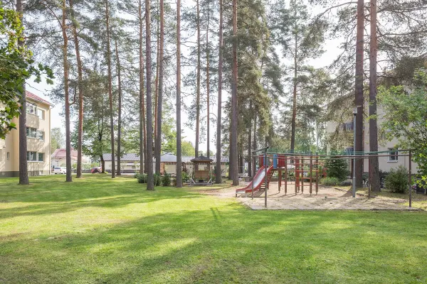Pohjakuva tienhaarankuja-8