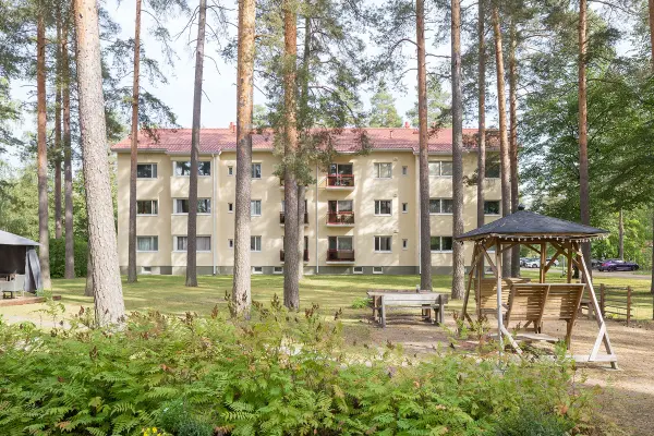 Pohjakuva tienhaarankuja-10