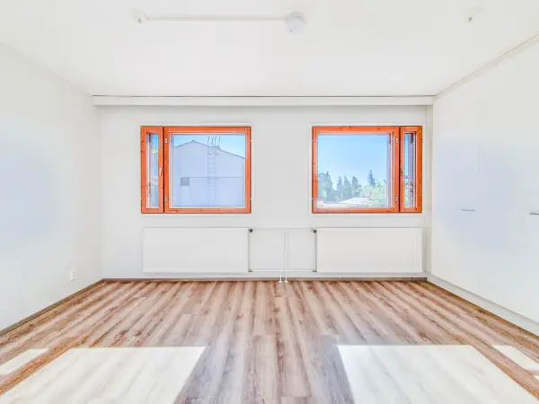 Pohjakuva kirkkonummi/masala/sepankylantie-12/2004-14790