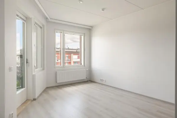 Pohjakuva tampere/hervantajarvi/lyyrapyrsto-2/2715-7733