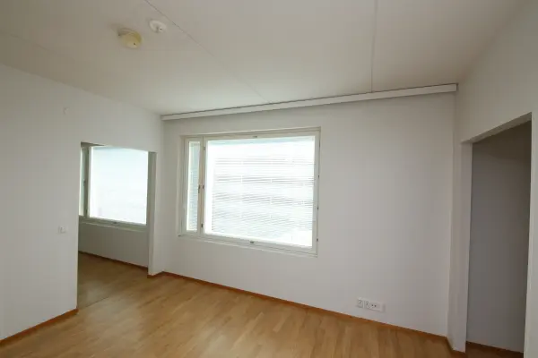 Pohjakuva espoo/suurpelto/klariksentie-2/17-5284