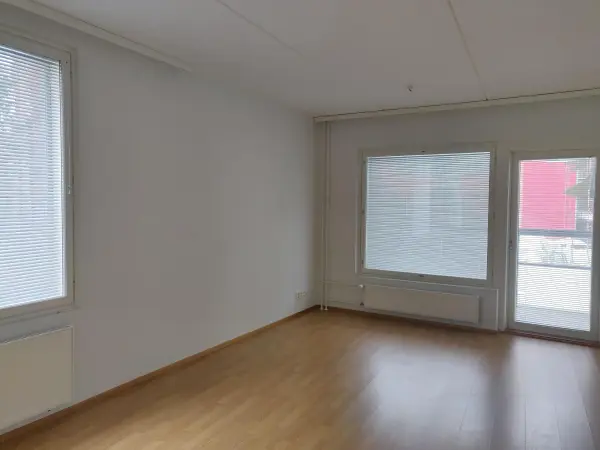 Pohjakuva vantaa/myyrmaki/kilterinaukio-1/1175-4846