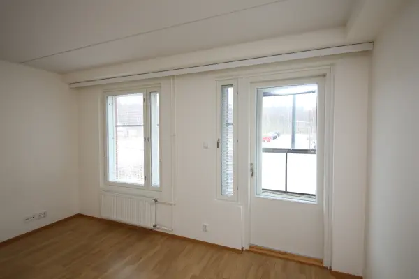 Pohjakuva espoo/suurpelto/piilipuuntie-7/14-11781