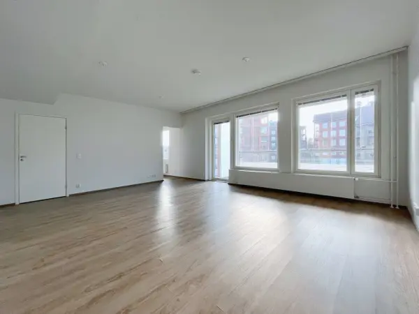 Pohjakuva vantaa/martinlaakso/laajaniitynkuja-5/1182-6776