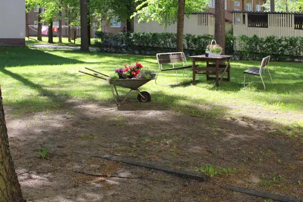 Pohjakuva hyvinkaa/mustamannisto/vesitorninkatu-7/1507-17650
