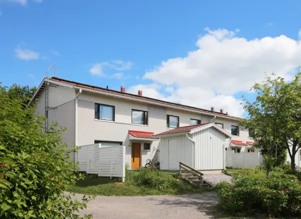 Pohjakuva kirkkonummi/masala/sepankylantie-12/2004-14790