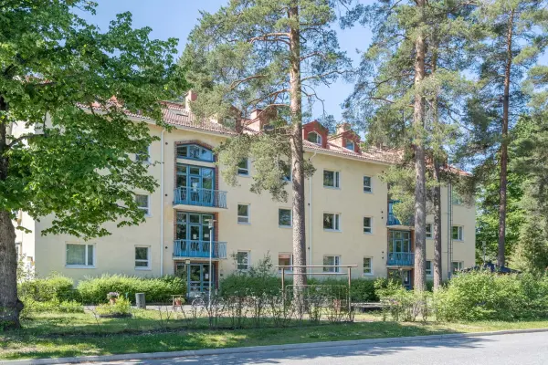 Pohjakuva tienhaarankuja-12