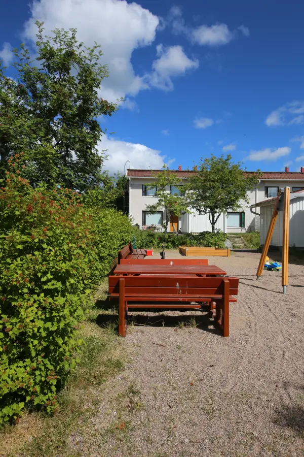 Pohjakuva kirkkonummi/masala/sepankylantie-12/2004-14790